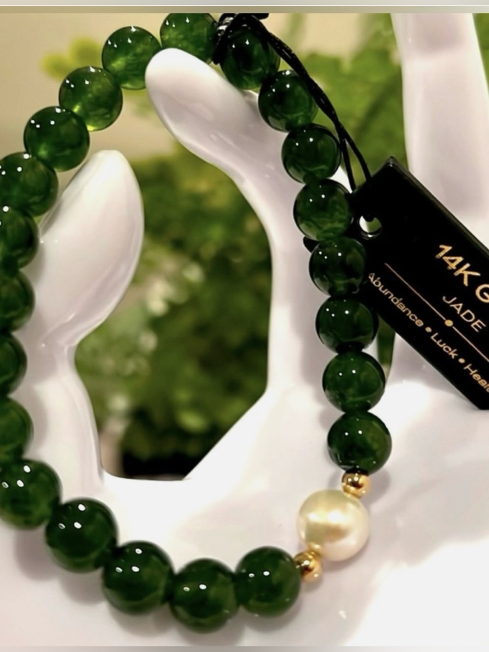 NWT Freshwater Pearl & Green
Jade Stretch
Bracelet 14k Solid Gold Accent
Bead